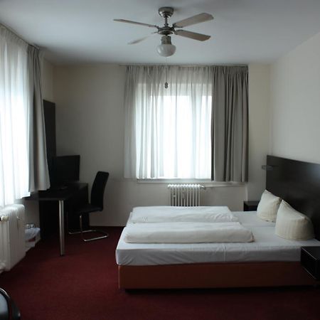 Fair Hotel Frankfurt - An Der Messe Франкфурт на Майн Екстериор снимка