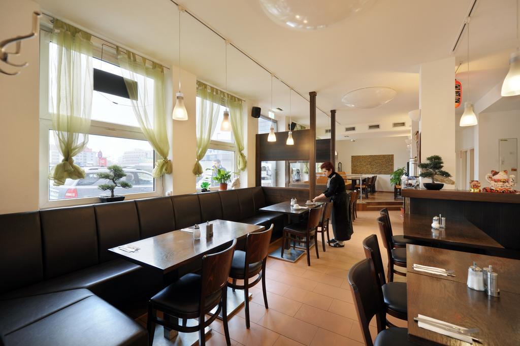 Fair Hotel Frankfurt - An Der Messe Франкфурт на Майн Екстериор снимка