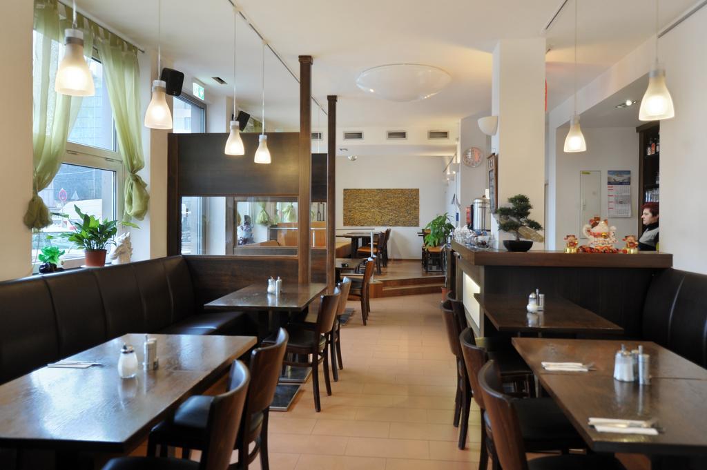 Fair Hotel Frankfurt - An Der Messe Франкфурт на Майн Екстериор снимка