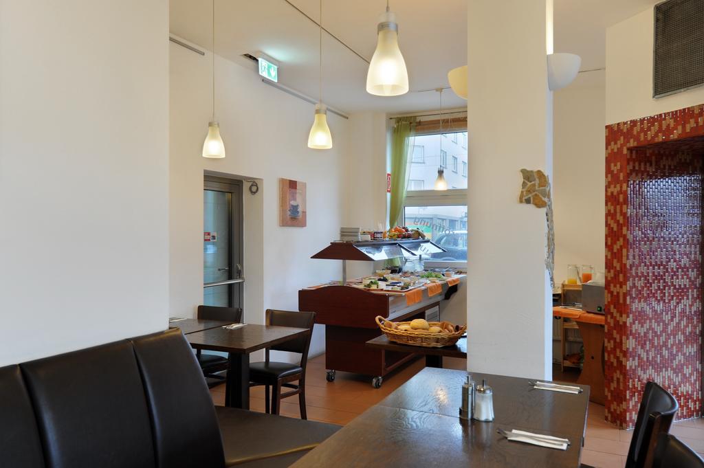 Fair Hotel Frankfurt - An Der Messe Франкфурт на Майн Екстериор снимка