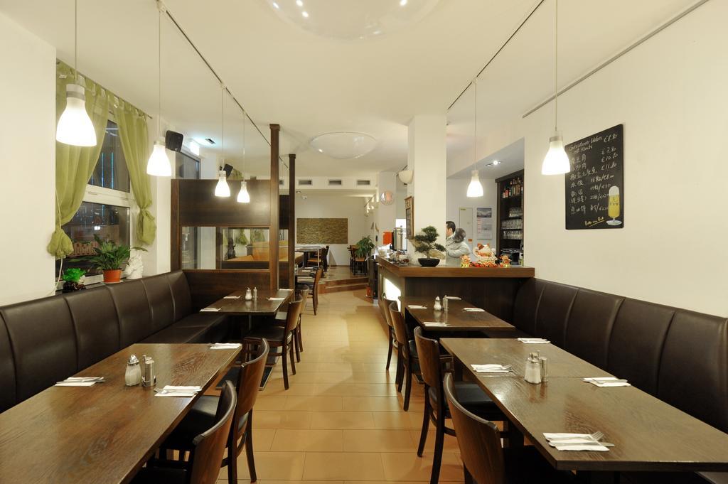 Fair Hotel Frankfurt - An Der Messe Франкфурт на Майн Екстериор снимка