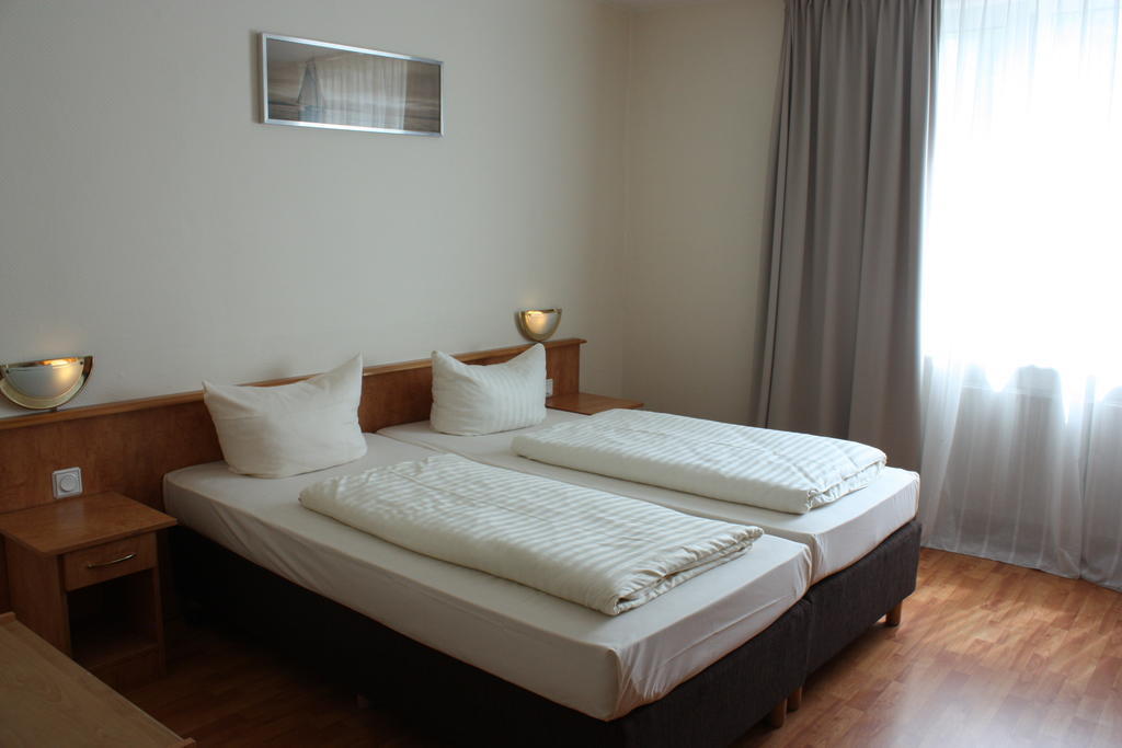 Fair Hotel Frankfurt - An Der Messe Франкфурт на Майн Екстериор снимка
